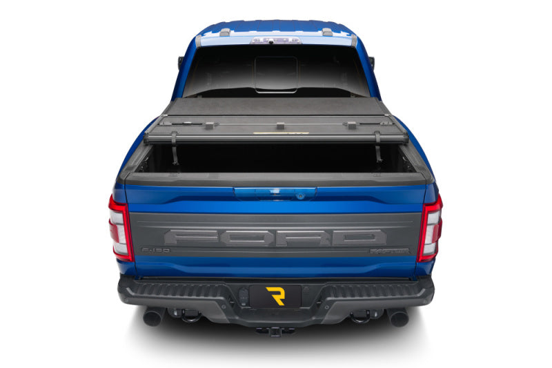 Extang 22-23 Nissan Frontier (6ft. 1in. Bed) Solid Fold ALX
