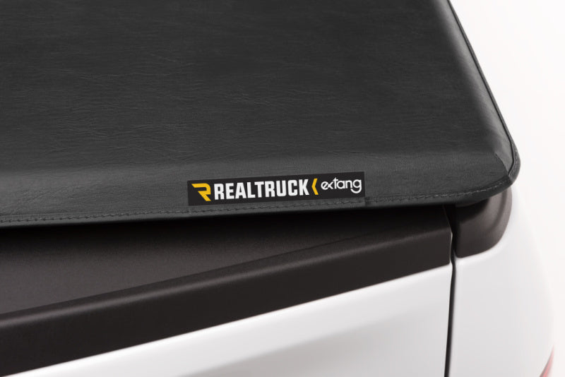 Extang 15-19 Chevy/GMC Canyon/Colorado (6ft bed) Trifecta Toolbox 2.0