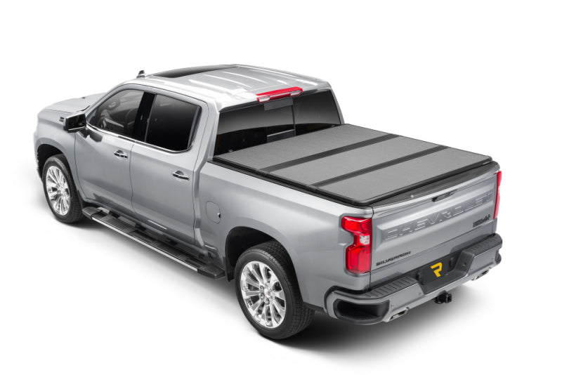 Extang 14-18 Chevy/GMC Silverado/Sierra 1500 (8ft. 2in. Bed) Solid Fold ALX