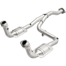 Load image into Gallery viewer, MagnaFlow Direct Fit Catalytic Converter 07 Jeep Liberty 3.7L OEM