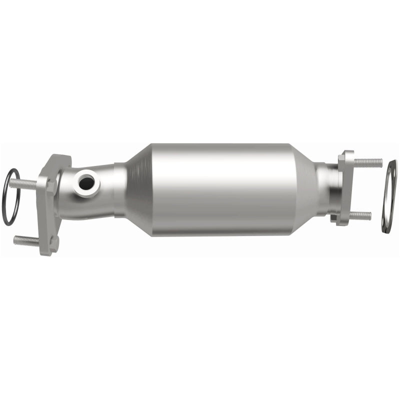 Magnaflow Conv DF 13-15 Frontier 4 Close Coupled