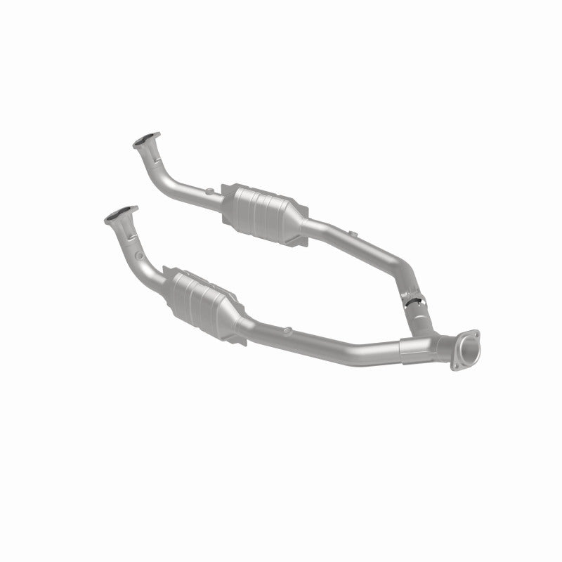 MagnaFlow Direct Fit Catalytic Converter 99-04 LR Discovery V8 OEM
