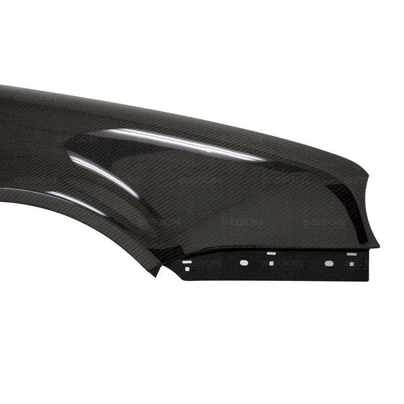 Seibon 99-04 Volkswagen Golf IV OEM Style Carbon Fiber Fenders