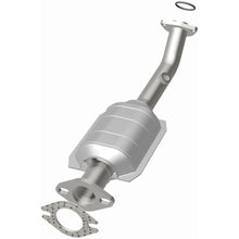 Load image into Gallery viewer, MagnaFlow Direct Fit Catalytic Converter 01-04 Pathfinder DS rr OEM