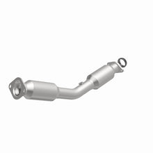 Load image into Gallery viewer, MagnaFlow Direct Fit Catalytic Converter 07-08 Nissan Sentra 2.0L (49 State)