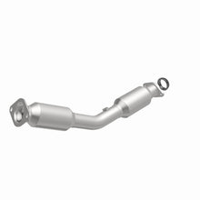 Load image into Gallery viewer, MagnaFlow Direct Fit Catalytic Converter 07-08 Nissan Sentra 2.0L (49 State)
