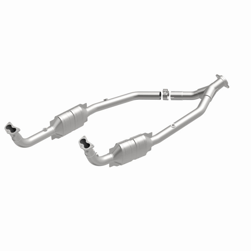 MagnaFlow Direct Fit Catalytic Converter 99-04 LR Discovery V8 OEM