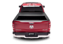 Load image into Gallery viewer, Retrax 09-18 Ram 1500 w/o RamBox (5.7ft. Bed) Retrax IX