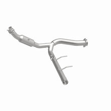 Load image into Gallery viewer, MagnaFlow Direct Fit Catalytic Conv 06-09 Ford Expedition / 07-09 Lincoln Navigator/Navigator L P/S