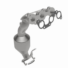 Load image into Gallery viewer, MagnaFlow Direct Fit Catalytic Converter 04-06 Toyota Sienna 3.3L