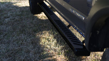 Load image into Gallery viewer, Lund 2019 RAM 1500 Quad Cab Summit Ridge 2.0 Running Boards - Black