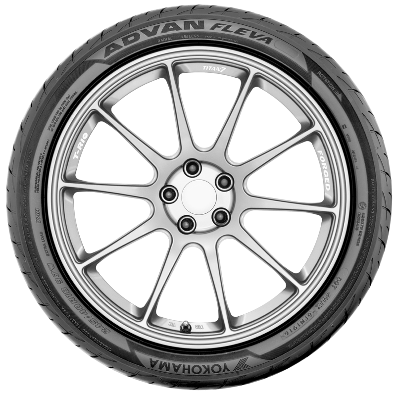 Yokohama Advan Fleva V701 Tire - 245/40R19 98W