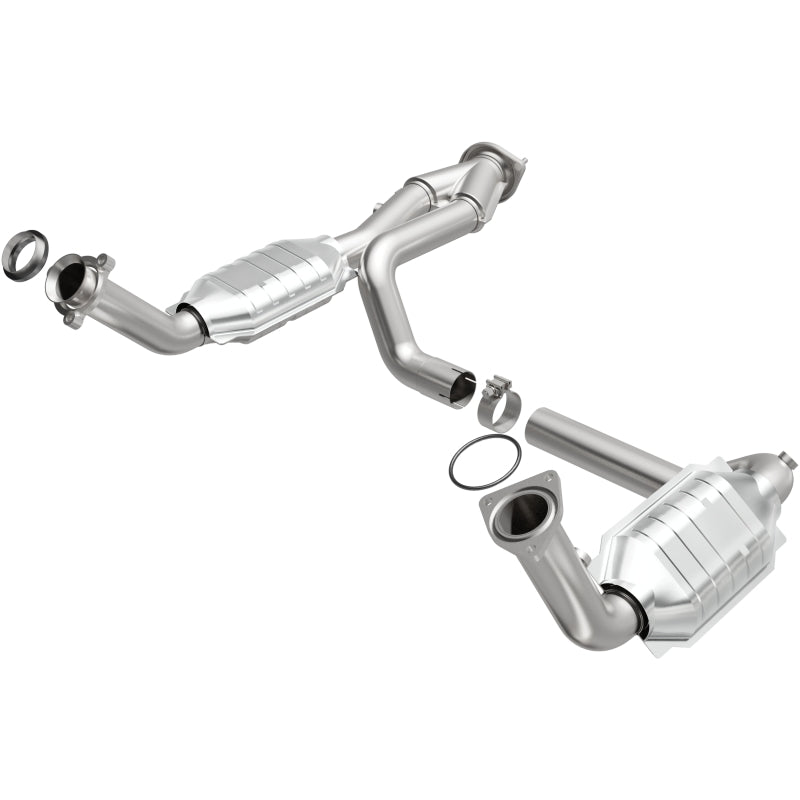 MagnaFlow Conv DF 02-06 Cadillac Escalade / 02-06 Chevy Avalanche 5.3L Dual Conv Y-Pipe Assembly 2WD