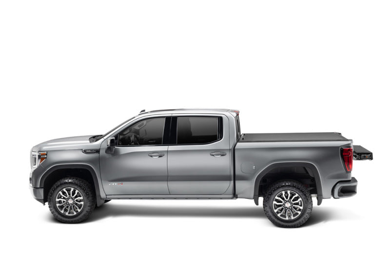 Extang 2020 Chevy/GMC Silverado/Sierra (6 ft 9 in) 2500HD/3500HD Xceed