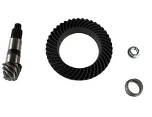 Load image into Gallery viewer, Ford Racing Bronco/Ranger M220 Rear Ring And Pinion 5.38 Ratio