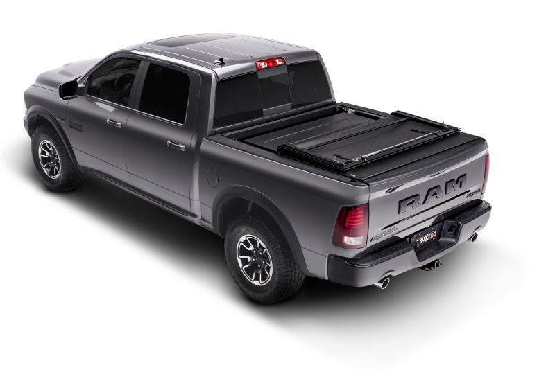 Truxedo 16-20 Nissan Titan 8ft Deuce Bed Cover