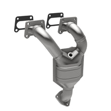 Load image into Gallery viewer, MagnaFlow Direct Fit Catalytic Converter 97-99 Sentra 1.6L manif 49S