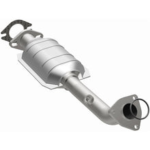 Load image into Gallery viewer, MagnaFlow Direct Fit Catalytic Converter 01-04 Pathfinder DS rr OEM