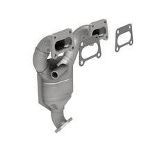 Load image into Gallery viewer, MagnaFlow Direct Fit Catalytic Converter 97-99 Sentra 1.6L manif 49S