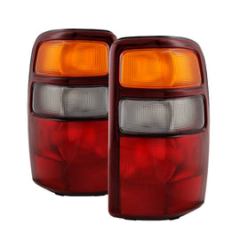 xTune GMC Yukon 00-03 Tail Lights w/Out Black Rim OEM ALT-JH-CSUB00-OE-RAC
