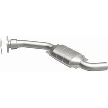 Load image into Gallery viewer, MagnaFlow Conv DF 00-04 Ford Taurus 3.0L