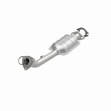Load image into Gallery viewer, MagnaFlow Direct Fit Catalytic Converter 01-04 Pathfinder DS rr OEM