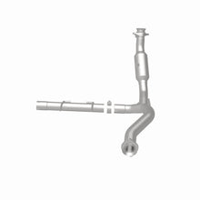 Load image into Gallery viewer, MagnaFlow Direct Fit Catalytic Conv 06-09 Ford Expedition / 07-09 Lincoln Navigator/Navigator L P/S