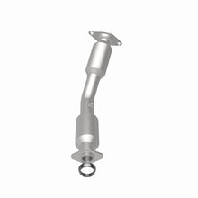 Load image into Gallery viewer, MagnaFlow Direct Fit Catalytic Converter 07-08 Nissan Sentra 2.0L (49 State)