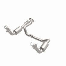 Load image into Gallery viewer, Magnaflow 04-06 Chevrolet Silverado 1500 5.3L Direct Fit Catalytic Converter