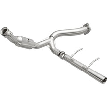 Load image into Gallery viewer, MagnaFlow Direct Fit Catalytic Conv 06-09 Ford Expedition / 07-09 Lincoln Navigator/Navigator L P/S