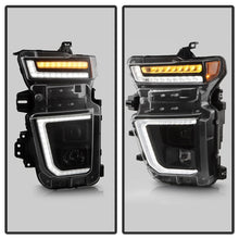 Load image into Gallery viewer, Spyder 20-23 Chevy Silverado 2500/3500 Proj Headlights - LED DRL - Black PRO-YD-CSHD20SI-SEQ-BK