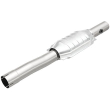 Load image into Gallery viewer, MagnaFlow Direct Fit Catalytic Converter 01-04 Jeep G/C 4.0L