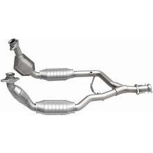 Load image into Gallery viewer, MagnaFlow Conv DF 96-98 Ford Mustang 3.8L