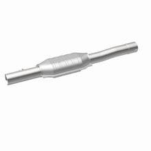 Load image into Gallery viewer, MagnaFlow Direct Fit Catalytic Converter 01-04 Jeep G/C 4.0L