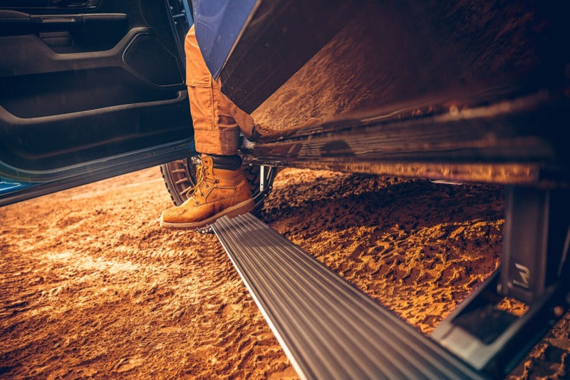 AMP Research 2025 RAM 1500 (Gas ONLY) PowerStep Plug & Play - Black