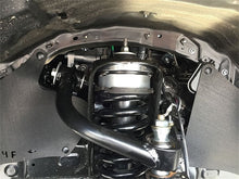 Load image into Gallery viewer, Tuff Country 05-23 Toyota Tacoma 4x4 &amp; PreRunner 4in Lift Kit (Excludes TRD Pro) SX8000 Shocks