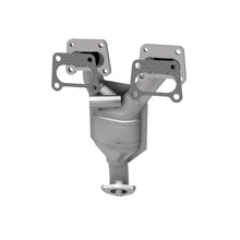 Load image into Gallery viewer, MagnaFlow Direct Fit Catalytic Converter 97-99 Sentra 1.6L manif 49S
