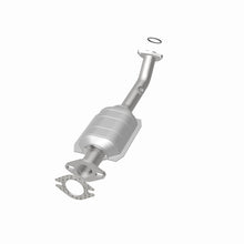 Load image into Gallery viewer, MagnaFlow Direct Fit Catalytic Converter 01-04 Pathfinder DS rr OEM