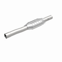 Load image into Gallery viewer, MagnaFlow Direct Fit Catalytic Converter 01-04 Jeep G/C 4.0L