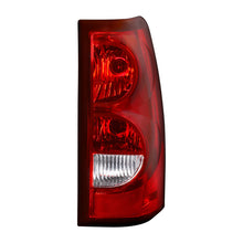 Load image into Gallery viewer, xTune 03-06 Chevrolet Silverado 1500 (w/o Stepside) Tail Light - OEM Right (ALT-JH-CS03-OE-R)