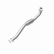 Load image into Gallery viewer, Magnaflow Conv DF 2009-2012 Highlander 2.7 L Underbody