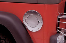 Load image into Gallery viewer, Rampage 1997-2006 Jeep Wrangler(TJ) Billet Style Gas Cover - Polished