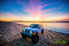 Load image into Gallery viewer, Oracle Oculus Bi-LED Projector Headlights for Jeep JL/Gladiator JT - Matte Blk - 5500K