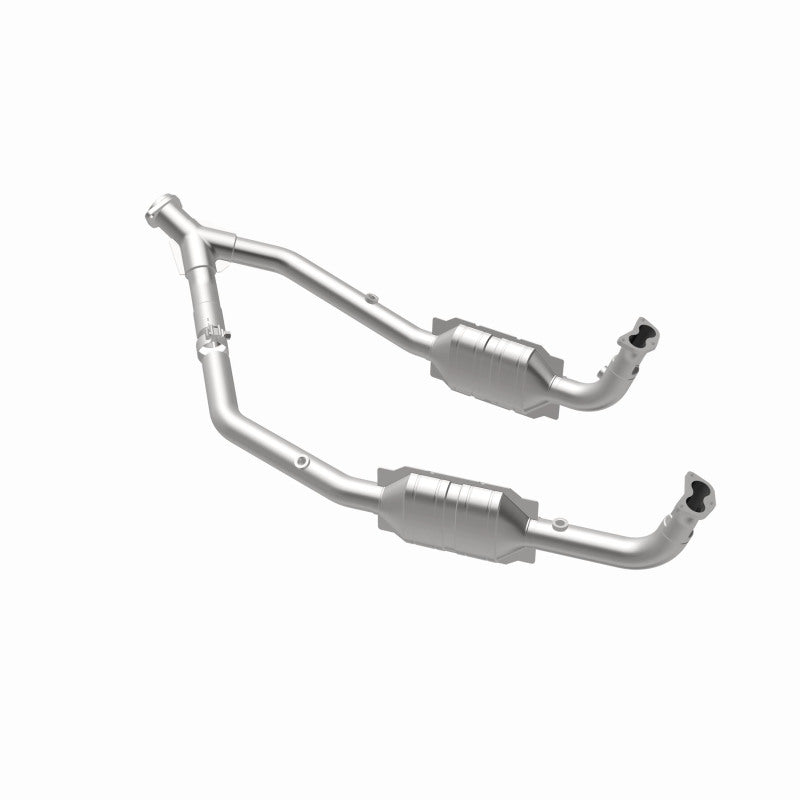 MagnaFlow Direct Fit Catalytic Converter 99-04 LR Discovery V8 OEM