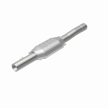 Load image into Gallery viewer, MagnaFlow Direct Fit Catalytic Converter 01-04 Jeep G/C 4.0L