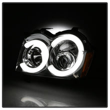 Load image into Gallery viewer, Spyder 05-07 Jeep Grand Cherokee - Light Bar Projector Headlights - Chrome - PRO-YD-JGC05V2-LB-C