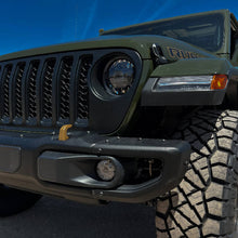 Load image into Gallery viewer, ARB Nacho Jeep JL / JT 3 Piece Modular Bumper Quatro Fog Mount