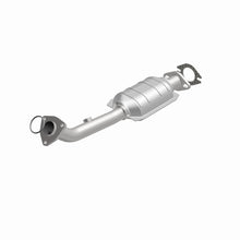 Load image into Gallery viewer, MagnaFlow Direct Fit Catalytic Converter 01-04 Pathfinder DS rr OEM