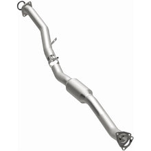 Load image into Gallery viewer, MagnaFlow OEM Grade 10-12 Subaru Outback / Legacy Direct Fit Federal Catalytic Converter