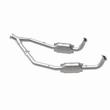 Load image into Gallery viewer, MagnaFlow Direct Fit Catalytic Converter 99-04 LR Discovery V8 OEM